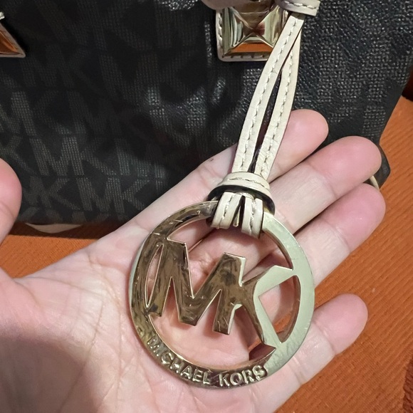 MK Speedy Leather Monogram Bag with Charm PLUS a matching leather wallet - Picture 2 of 13